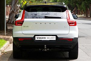 Volvo  XZ MY22 Recharge AWD Pure Electric